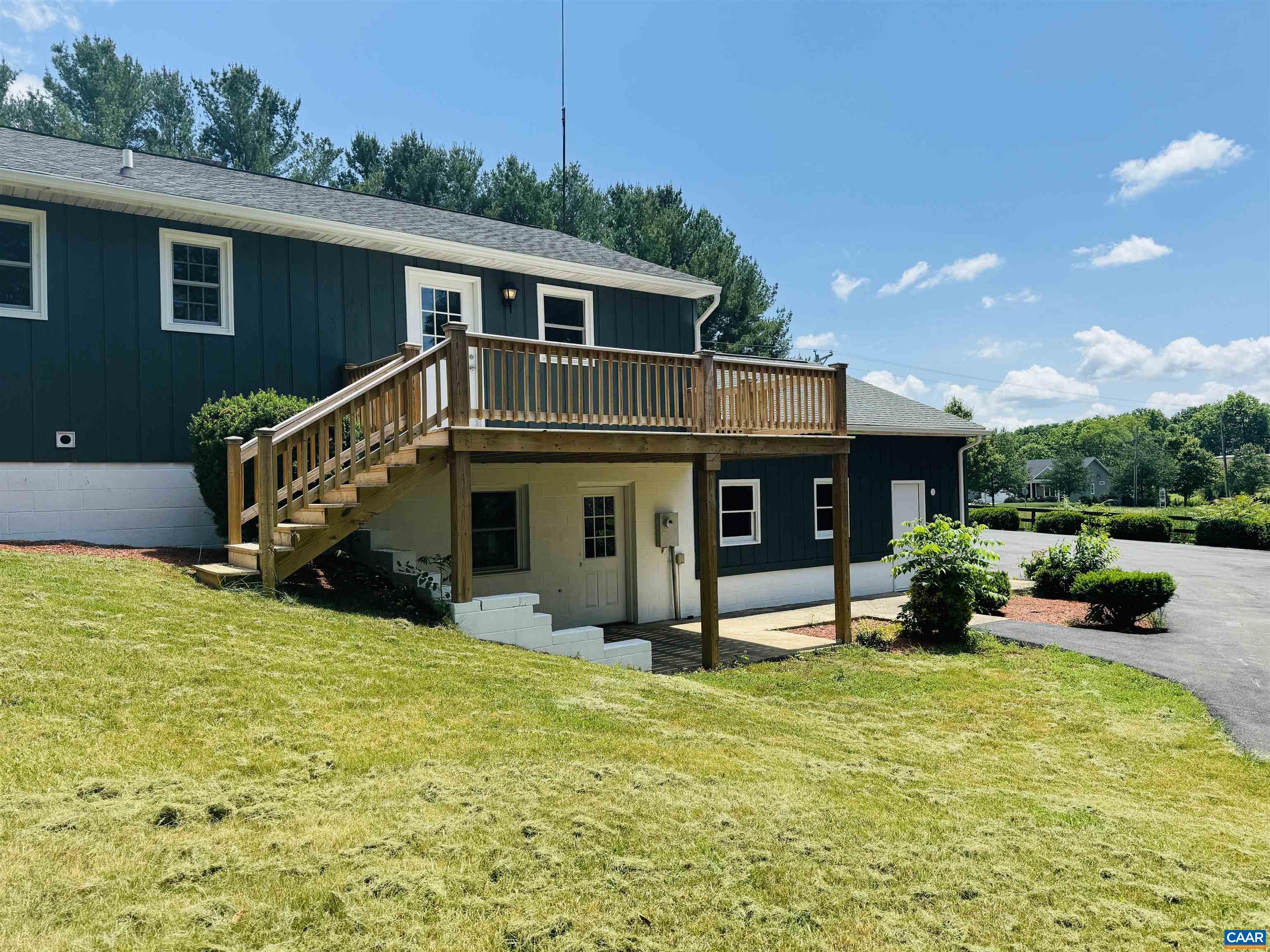 5000 White Bridge Road Waynesboro, VA 22980 - Photo 10 of 74
