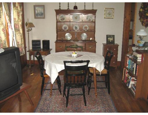 24 Smith Street Amherst, MA 01002 - Photo 3 of 5