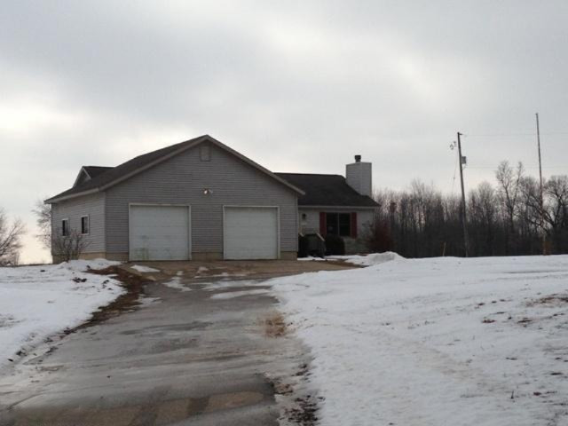 3236 East Charles Road Ionia, MI 48846 - Photo 1 of 2 Primary Photo