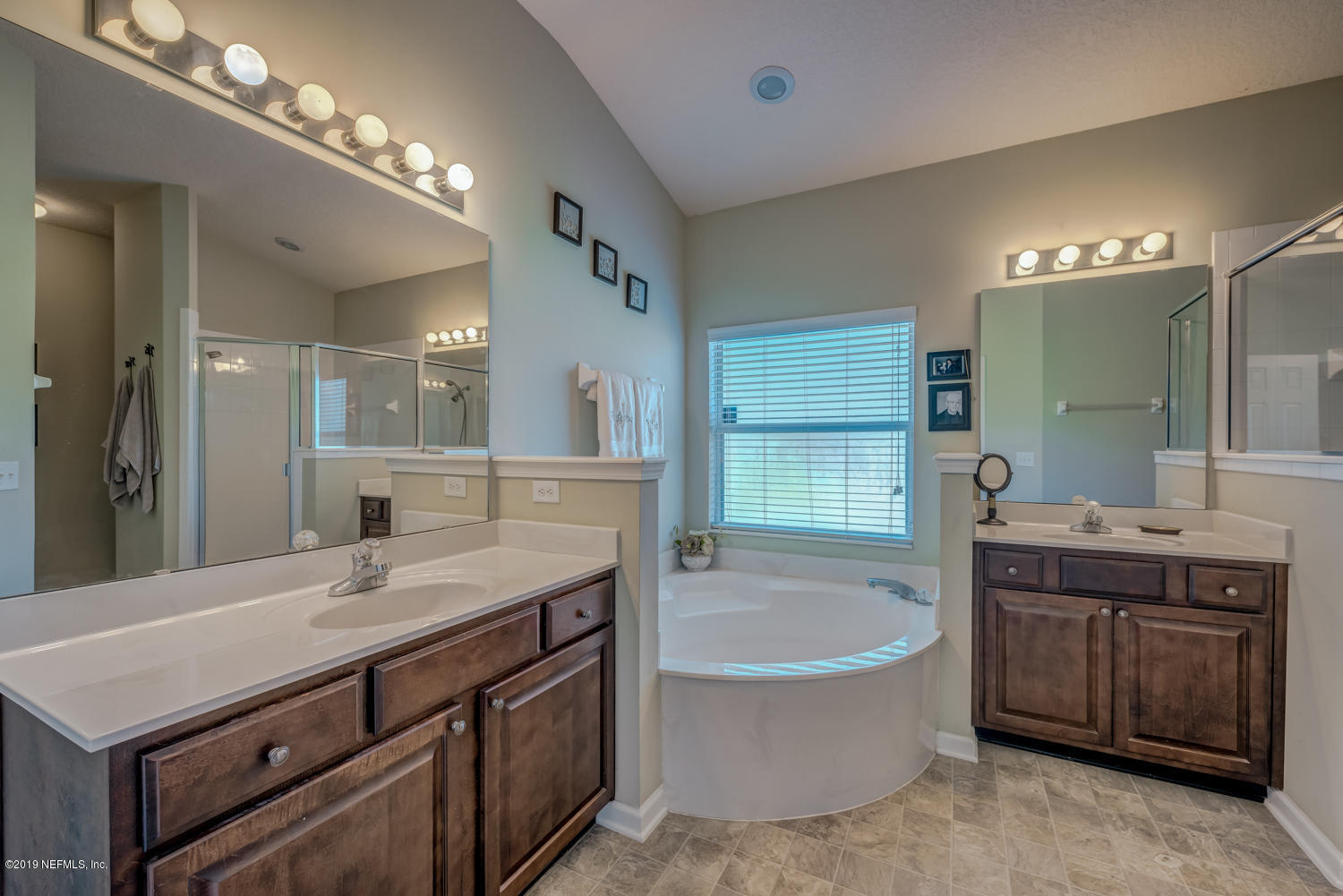 3948 Pipit Point Middleburg, FL 32068 - Photo 14 of 23 Master Bath