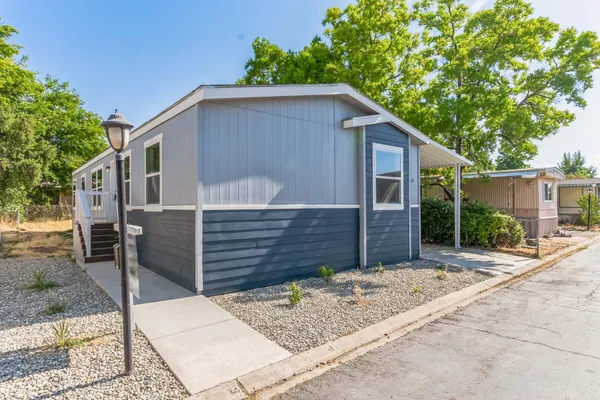$194,900 | 59 Kit Lane, Sacramento, CA 95838
