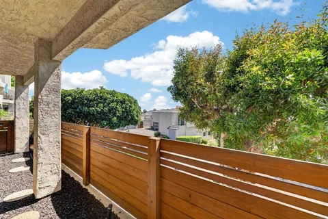 $1,629,000 | 957 Hygeia Avenue, Encinitas, CA 92024