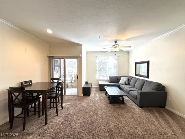 $1,355 | 4400 South Jones Boulevard, Unit 2050, Las Vegas, NV 89103