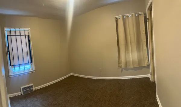 $1,800 | 8498 Trinity Street, Detroit, MI 48228