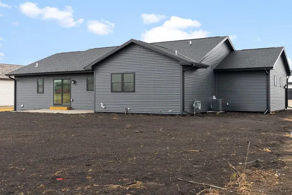 $474,900 | 110 Windmill Ridge Road, Evansville, WI 53536