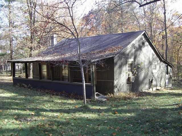 8593 Georgetown Road Columbus, IN 47201 - Photo 2 of 7