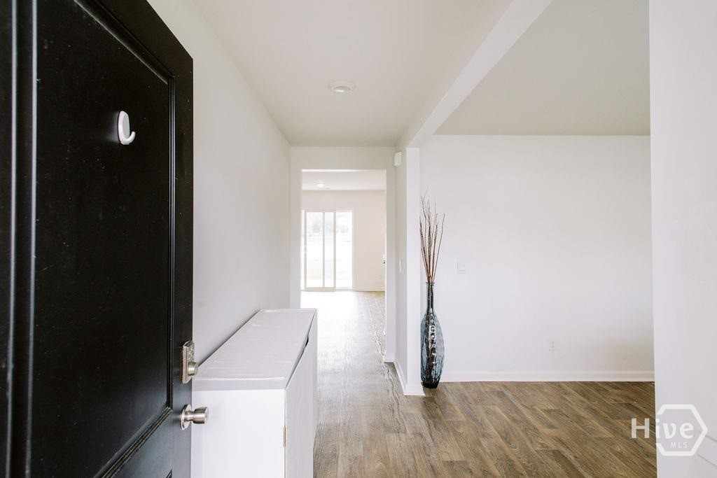 123 Skylark Road Bloomingdale, GA 31302 - Photo 2 of 22