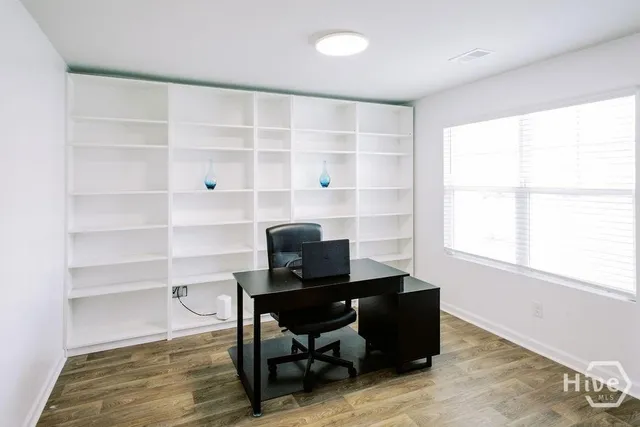 $2,700 | 123 Skylark Road, Bloomingdale, GA 31302