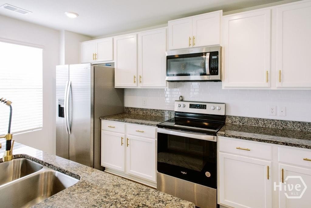 123 Skylark Road Bloomingdale, GA 31302 - Photo 7 of 22