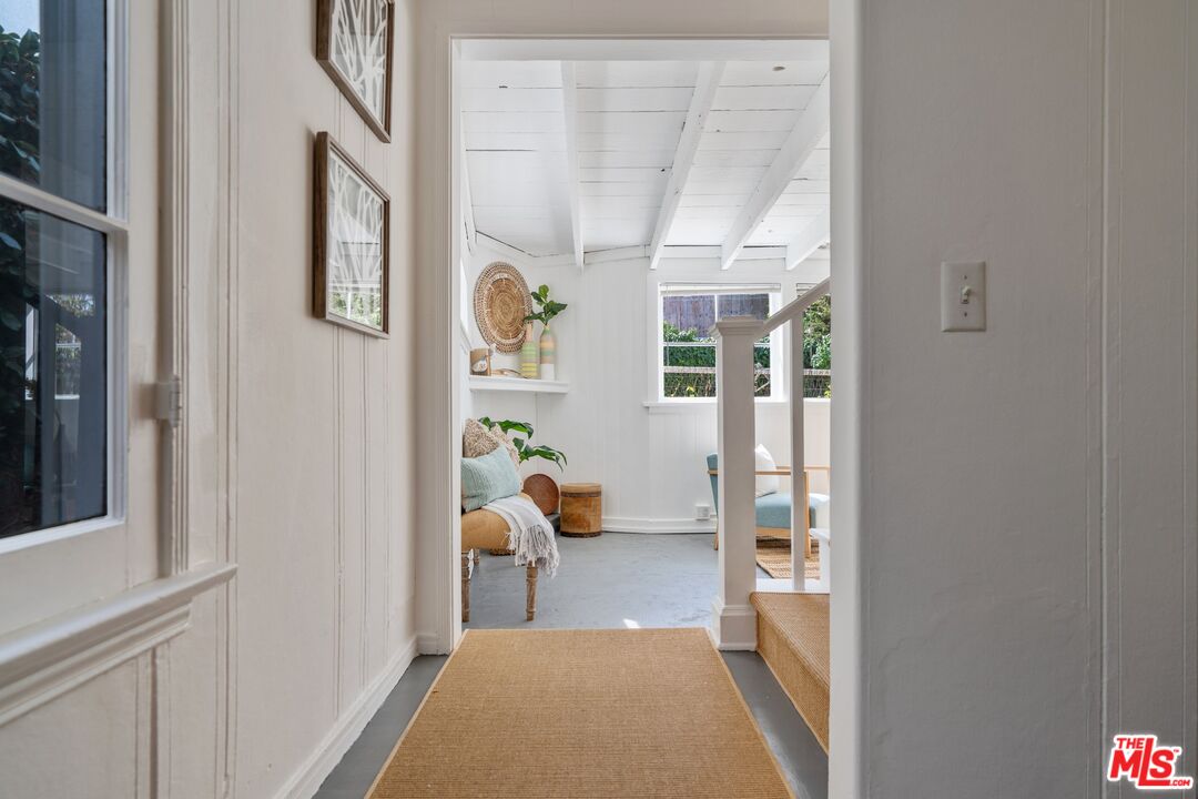 206 West Channel Road Santa Monica, CA 90402 - Photo 18 of 29 Gallery Image 18