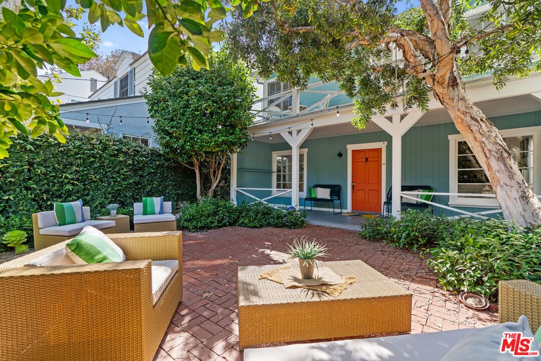 206 West Channel Road Santa Monica, CA 90402 - Photo 8 of 29 Gallery Image 8