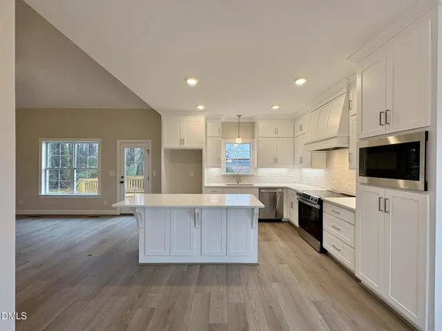 $379,900 | 1611 South Old Carriage Road, Rocky Mount, NC 27804