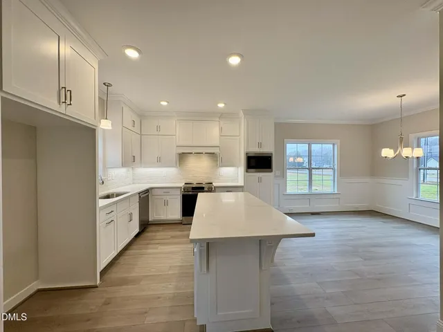 $379,900 | 1611 South Old Carriage Road, Rocky Mount, NC 27804