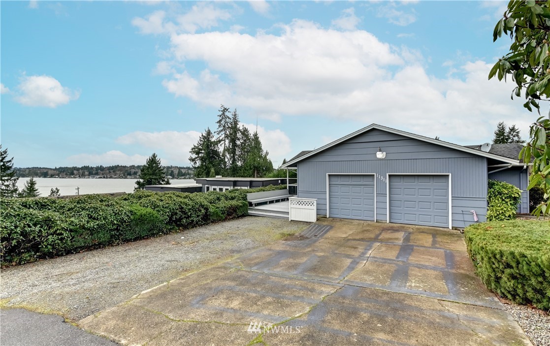 11311 Vernon Road Lake Stevens, WA 98258 - Photo 5 of 31 Gallery Image 5