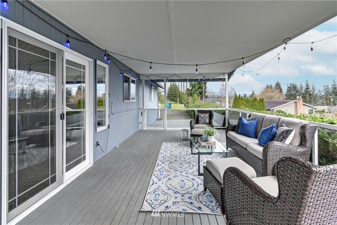 11311 Vernon Road Lake Stevens, WA 98258 - Photo 9 of 31 Gallery Image 9