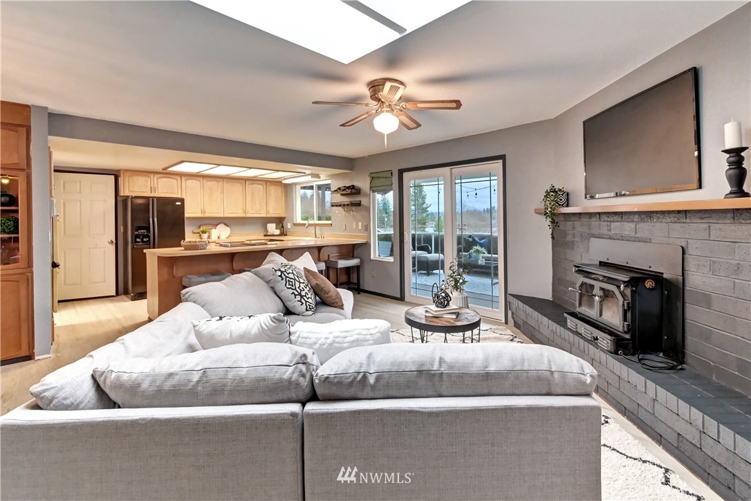11311 Vernon Road Lake Stevens, WA 98258 - Photo 10 of 31 Gallery Image 10