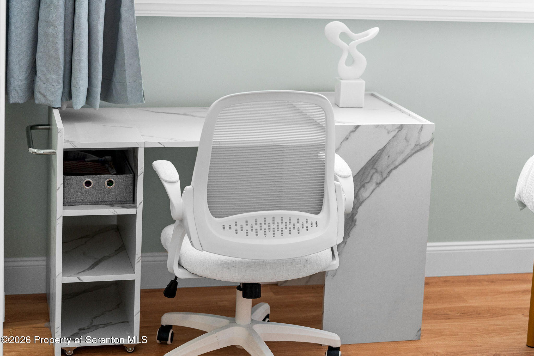 220 Linden Street, Unit 503 Scranton, PA 18503 - Photo 30 of 40 a view of a hallway with seating area