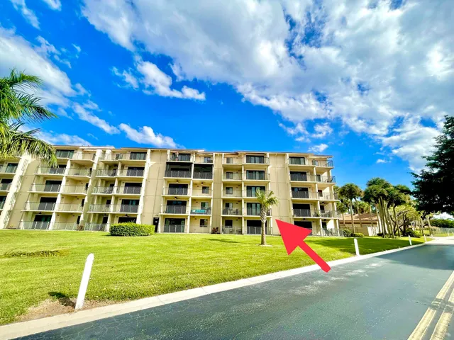 $5,500 | 901 Seafarer Circle, Unit 202, Jupiter, FL 33477
