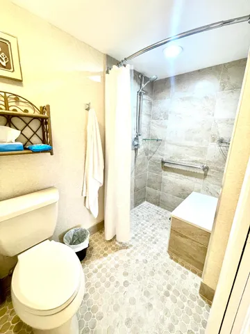 $5,500 | 901 Seafarer Circle, Unit 202, Jupiter, FL 33477