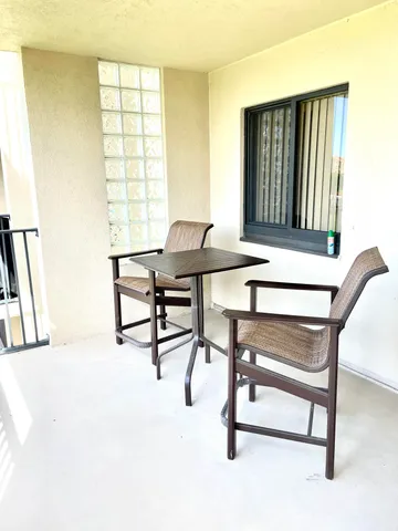 $5,500 | 901 Seafarer Circle, Unit 202, Jupiter, FL 33477