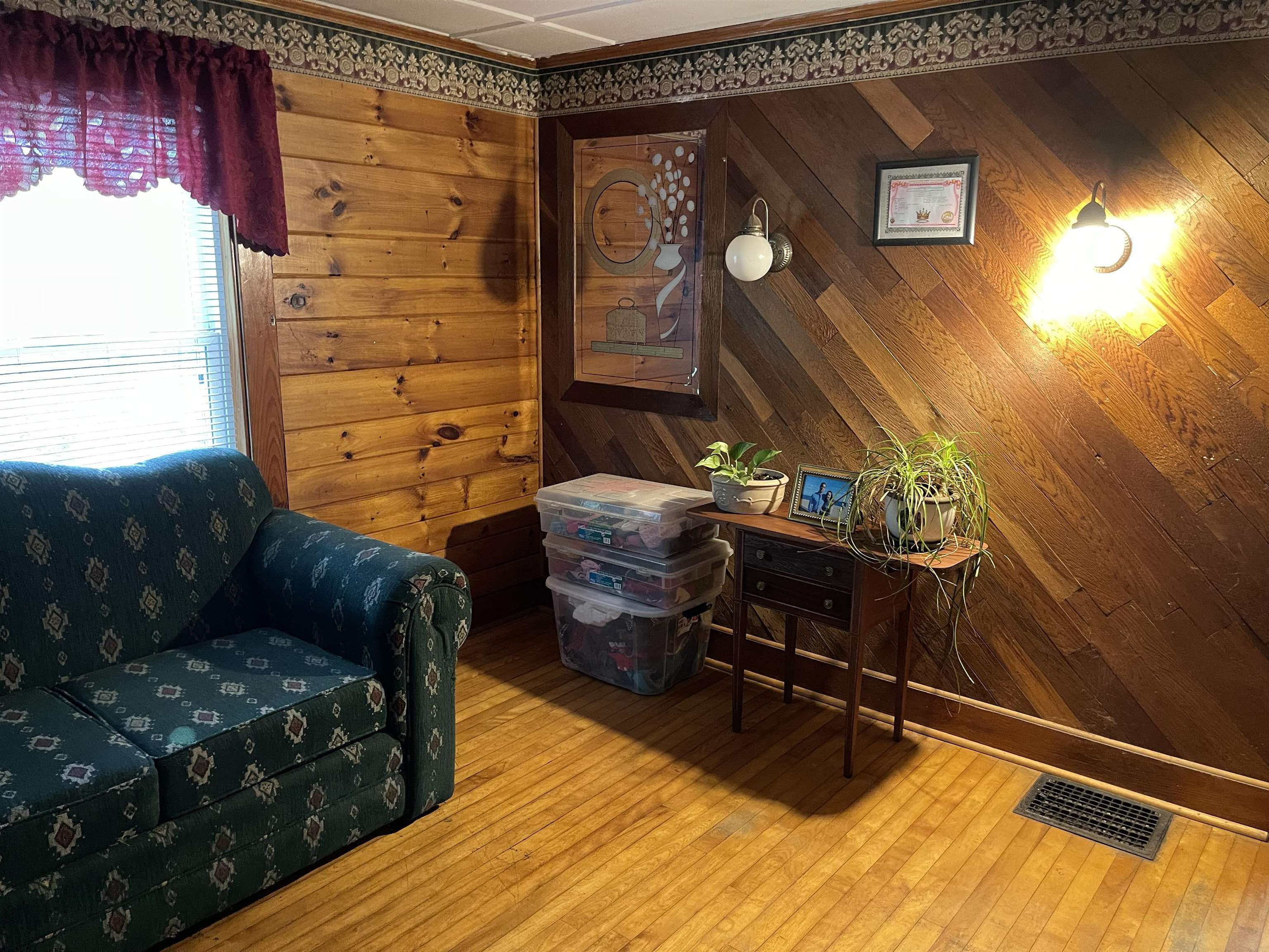 34 Earl Street Springfield, VT 05156 - Photo 20 of 27 Gallery Image 20