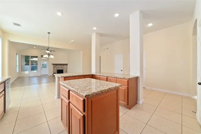 $2,500 | 16726 Aliana Lakes Court, Richmond, TX 77407