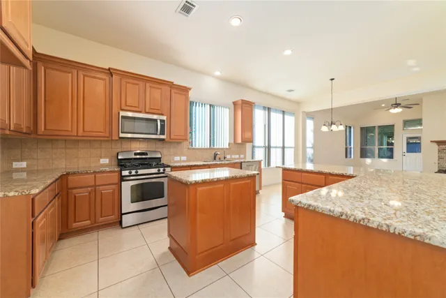 $2,500 | 16726 Aliana Lakes Court, Richmond, TX 77407