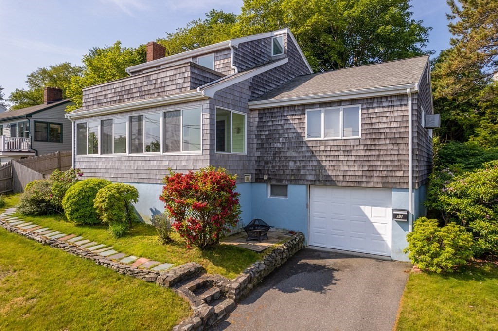 11 Maolis Road Nahant, MA 01908 - Photo 3 of 29 Gallery Image 3