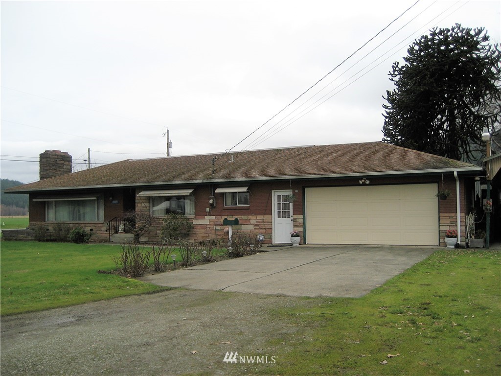 19019 Burkland Road Mount Vernon, WA 98274 - Photo 1 of 20 Gallery Image 1