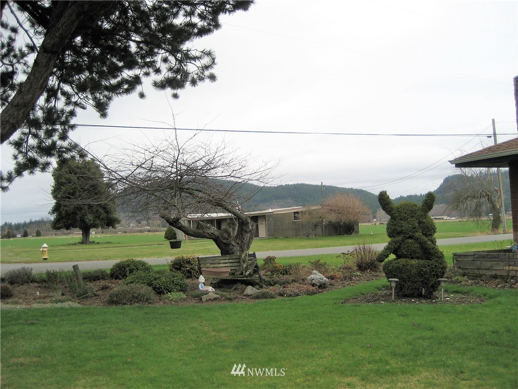 19019 Burkland Road Mount Vernon, WA 98274 - Photo 2 of 20 Gallery Image 2