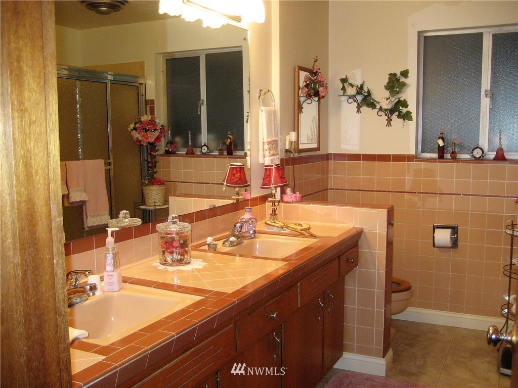 19019 Burkland Road Mount Vernon, WA 98274 - Photo 16 of 20 Gallery Image 16