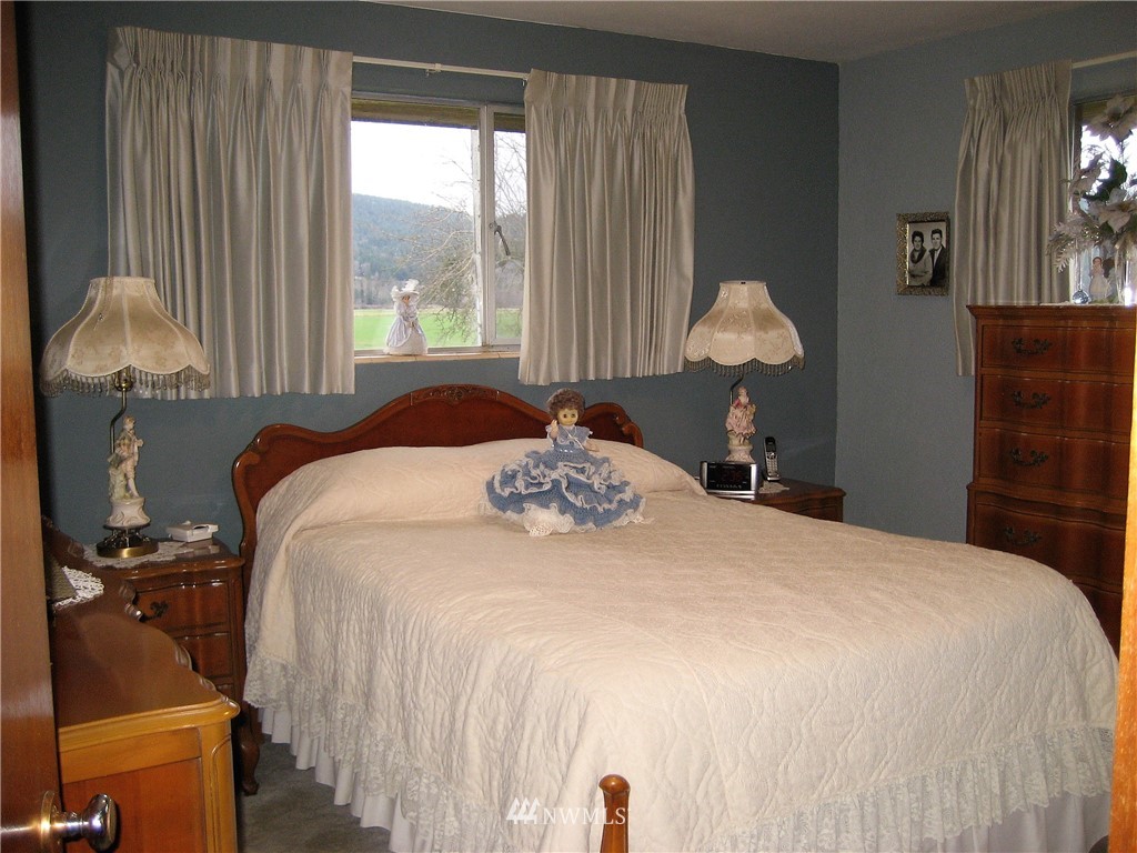 19019 Burkland Road Mount Vernon, WA 98274 - Photo 17 of 20 Gallery Image 17