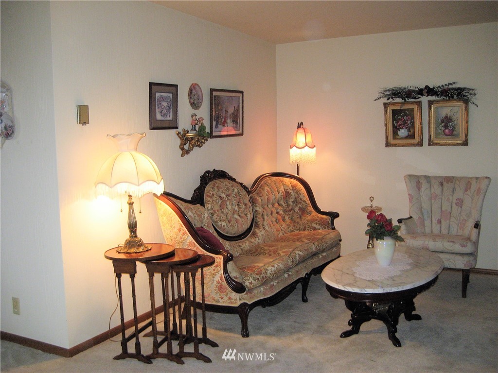 19019 Burkland Road Mount Vernon, WA 98274 - Photo 4 of 20 Gallery Image 4