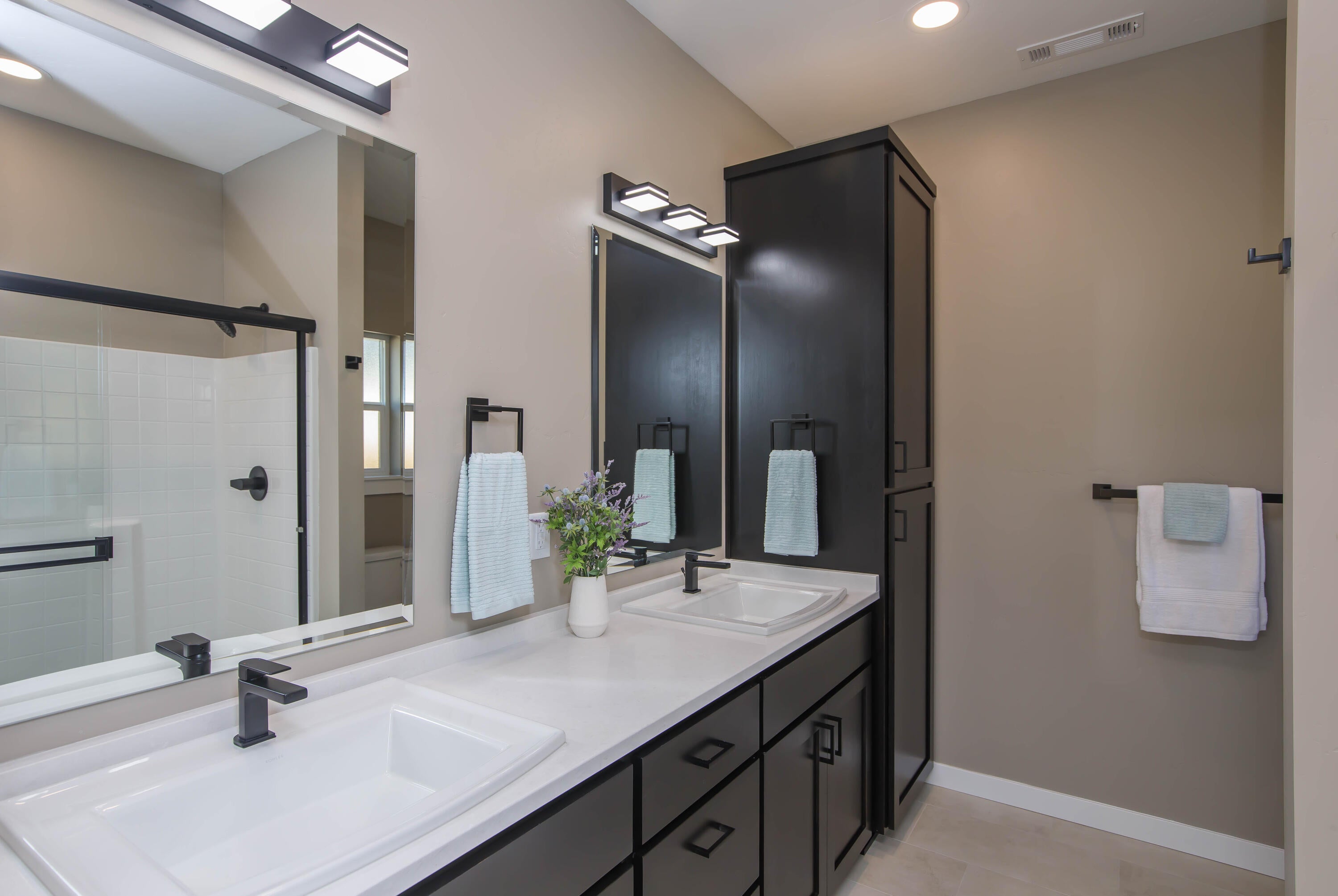 258 Christopher Way Talent, OR 97540 - Photo 19 of 33 19