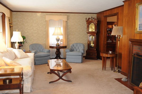 45 Morrison Road West Wakefield, MA 01880 - Photo 5 of 23 Gallery Image 5