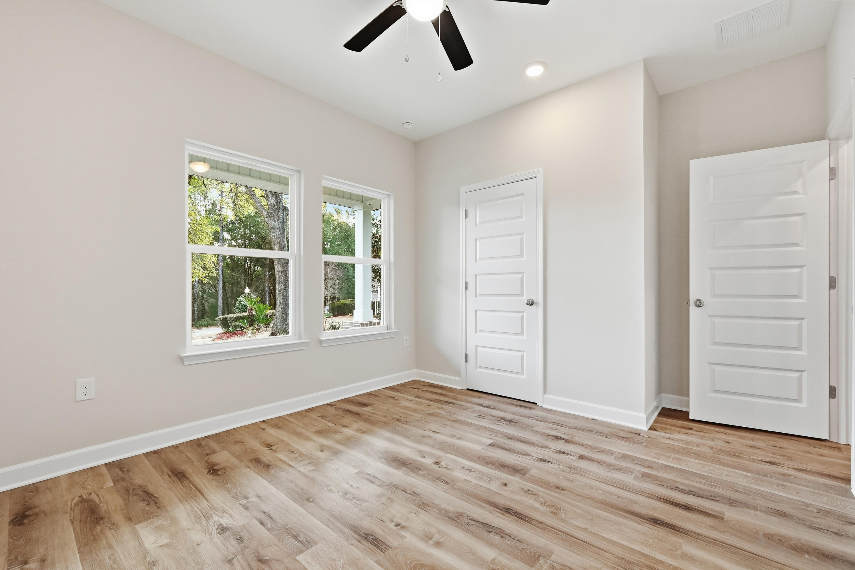 1018 Rin Court Milton, FL 32583 - Photo 40 of 42 Bedroom 4