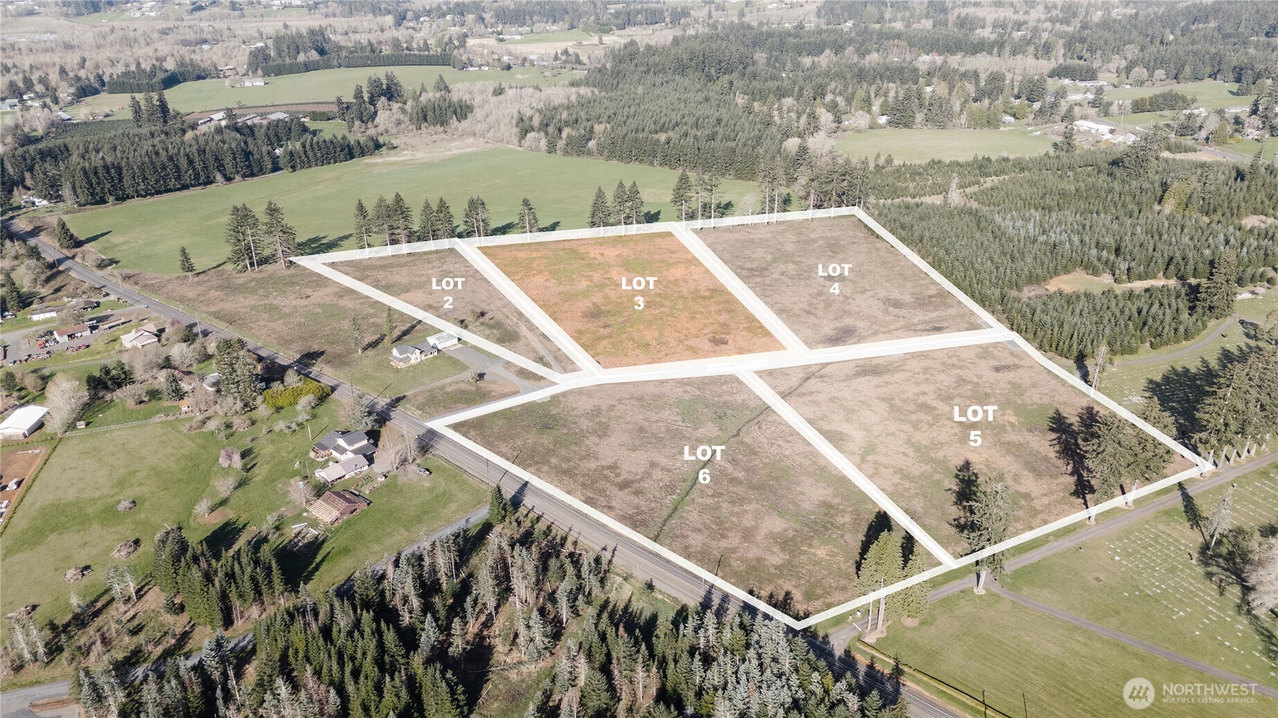 121 Beckett Lane Chehalis, WA 98532 - Photo 4 of 25 a view of a tennis court