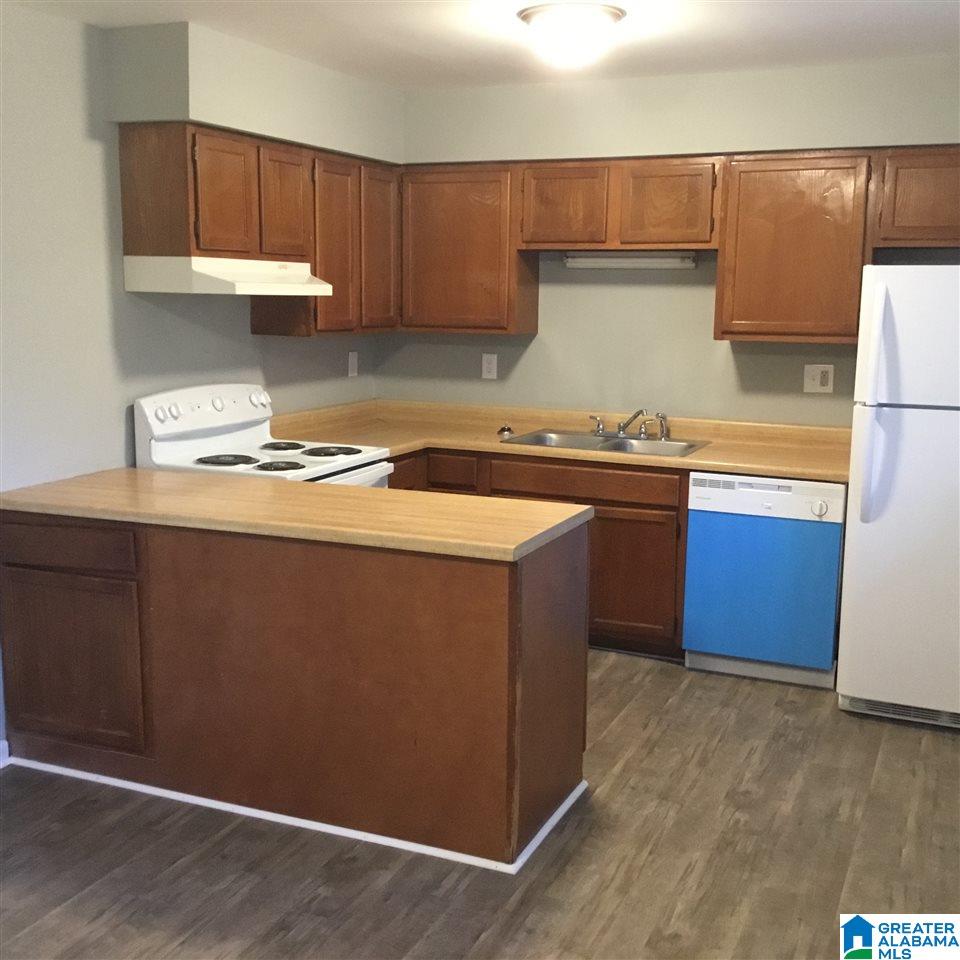 381 Wade Drive Montevallo, AL 35115 - Photo 2 of 26