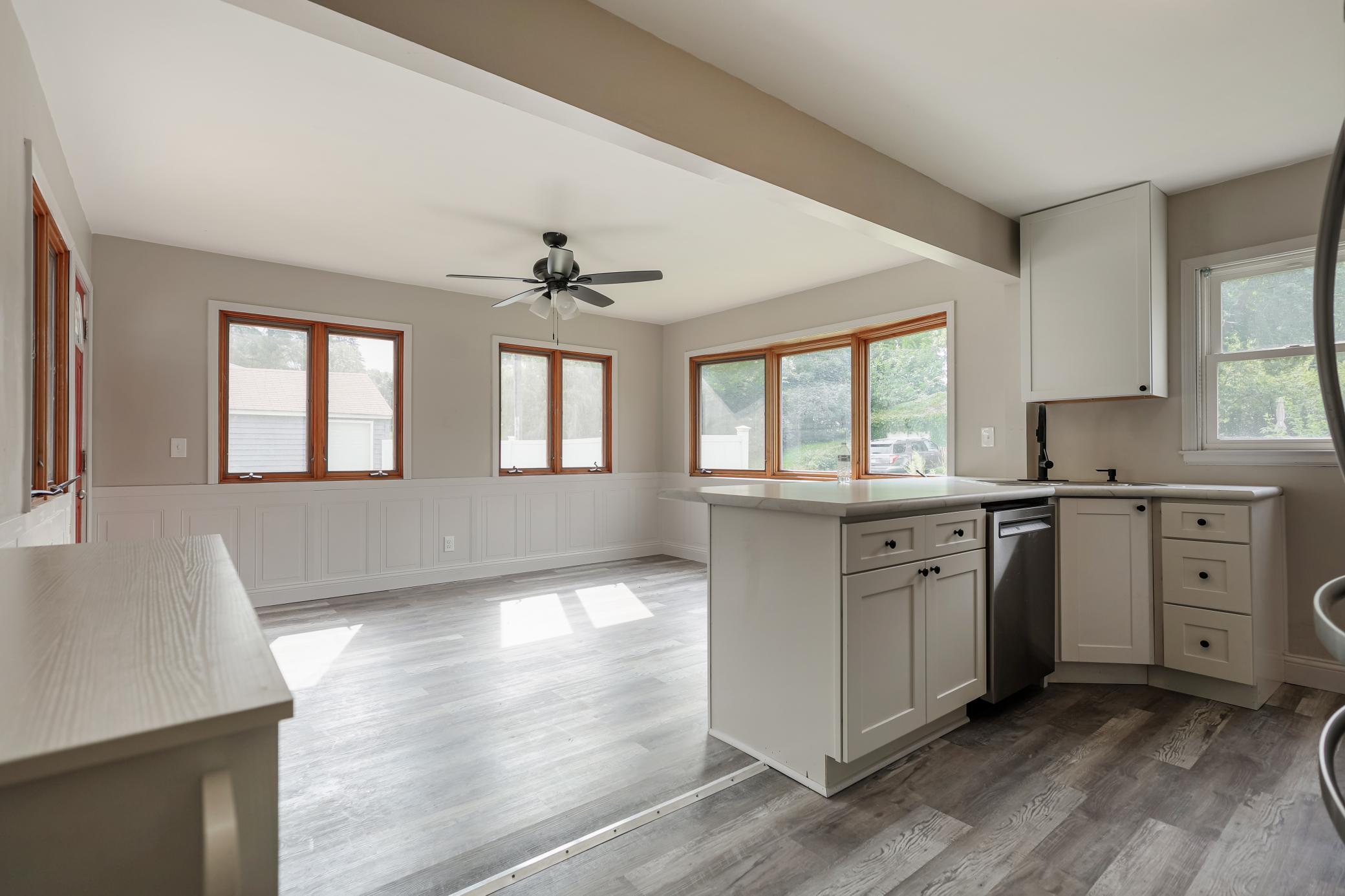 4655 Chatham Road Columbia Heights, MN 55421 - Photo 11 of 36 Gallery Image 11