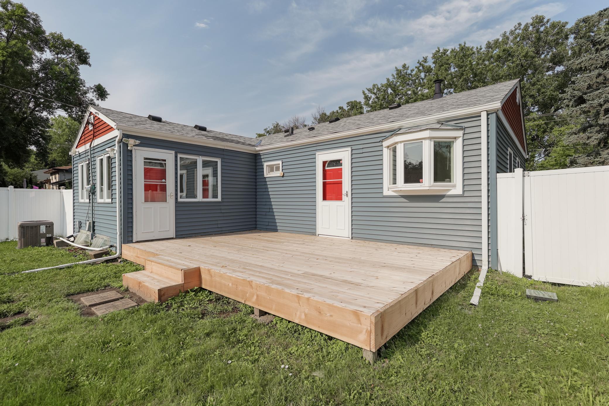 4655 Chatham Road Columbia Heights, MN 55421 - Photo 5 of 36 Gallery Image 5