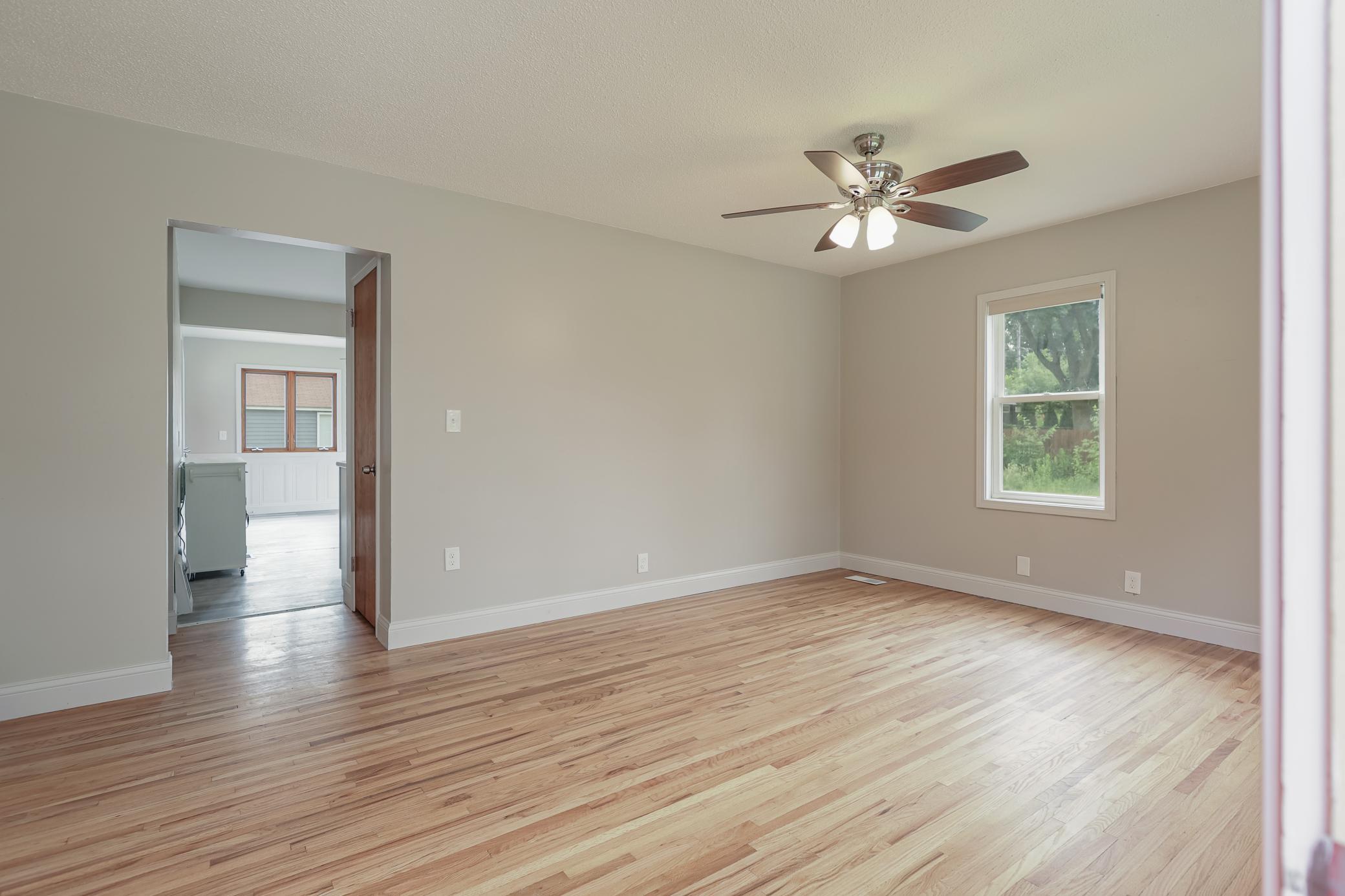 4655 Chatham Road Columbia Heights, MN 55421 - Photo 10 of 36 Gallery Image 10