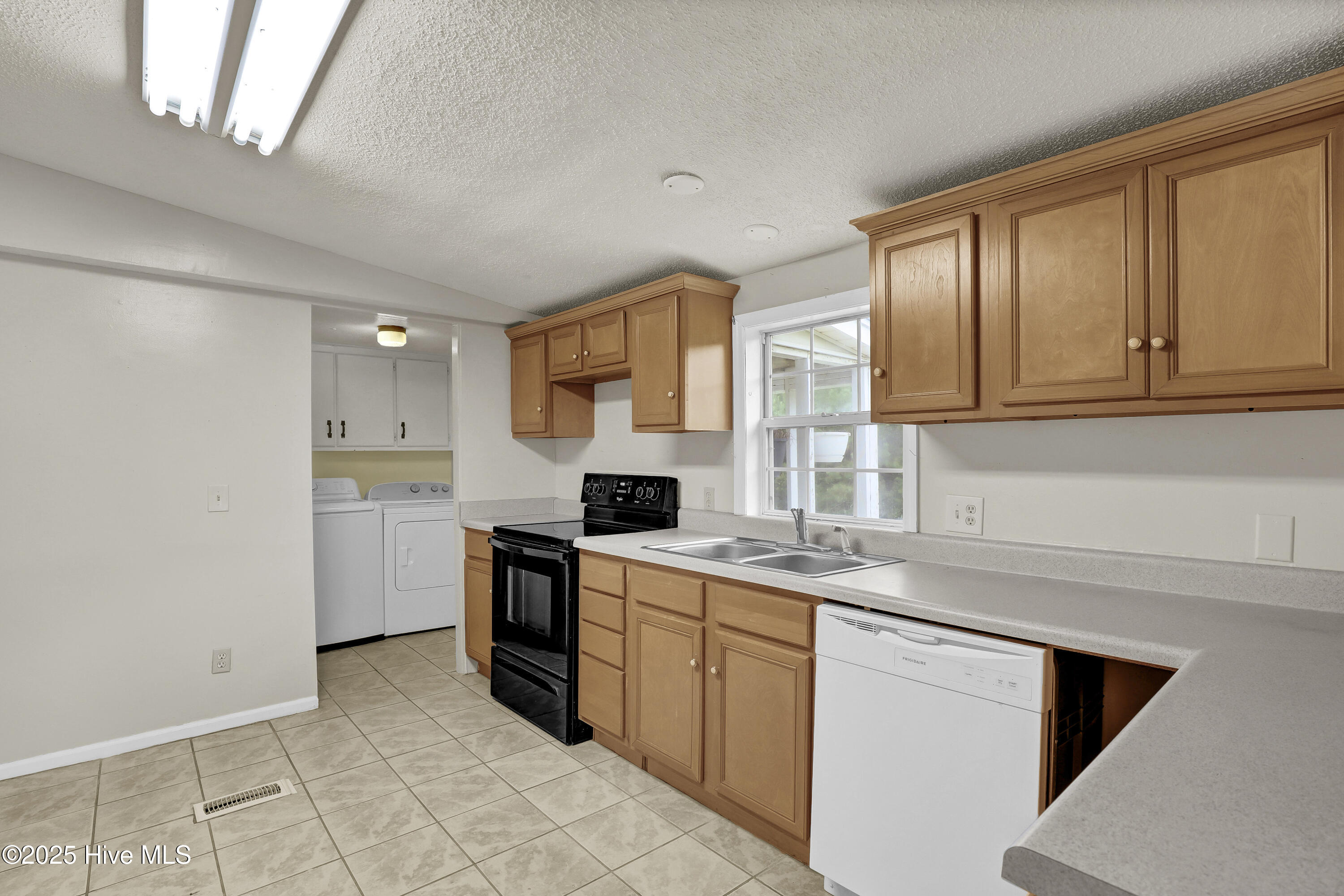 250 Bream Street Holly Ridge, NC 28445 - Photo 15 of 45 015_6g8a9417_284