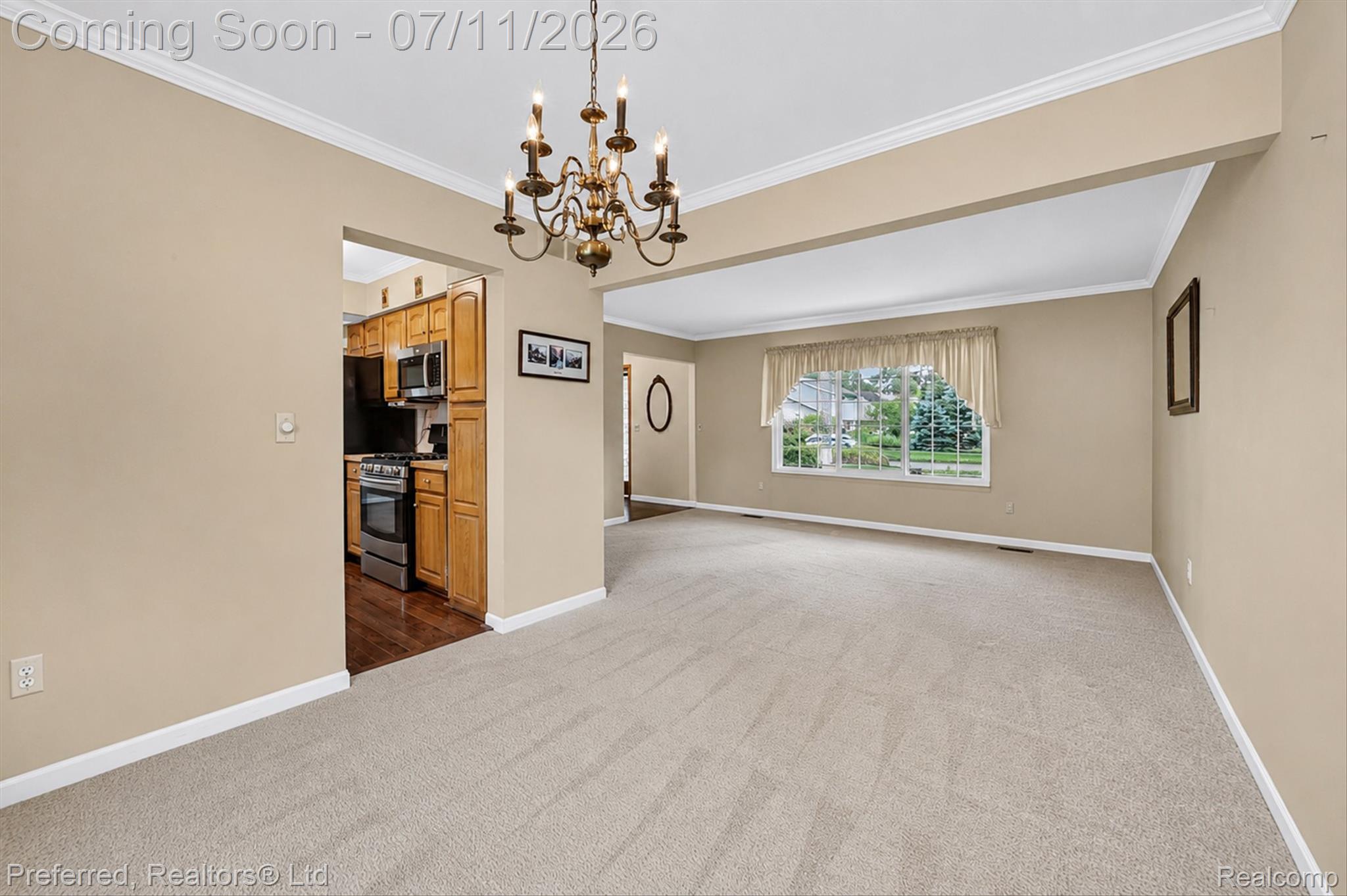 46596 Maidstone Road Canton, MI 48187 - Photo 13 of 61 Dining room with view of Living room