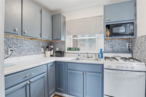 $425,000 | 5511 Cottonwood Drive, Groveland, NY 14435