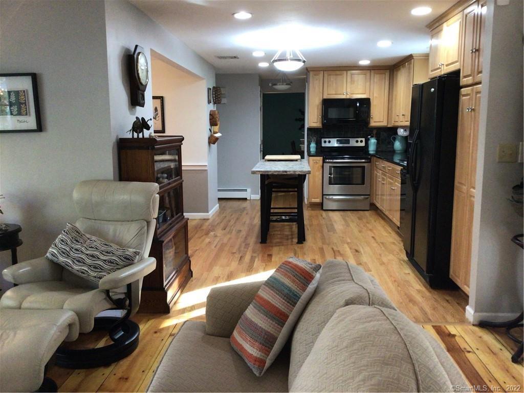 96 Winterhill Road Madison, CT 06443 - Photo 6 of 21