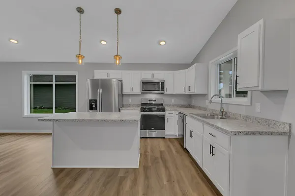 $308,750 | 24317 19th Avenue, St. Augusta, MN 56301