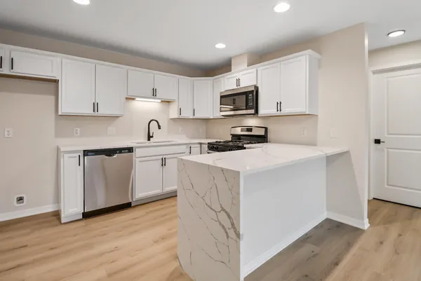$255,000 | 2034 West 75th Place, Unit 31, Merrillville, IN 46410