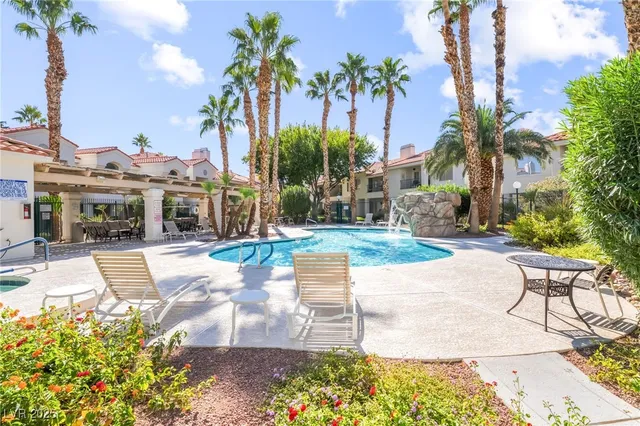 $310,000 | 7629 Valley Green Drive, Unit 101, Las Vegas, NV 89149