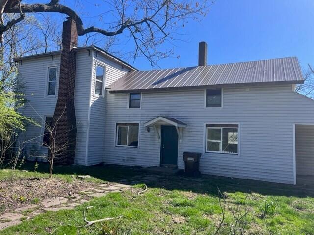 1040 Curve Road Delaware, OH 43015 - Photo 2 of 8 6