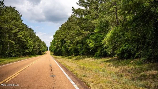 $157,250 | 2683 33rd Highway, Crosby, MS 39633